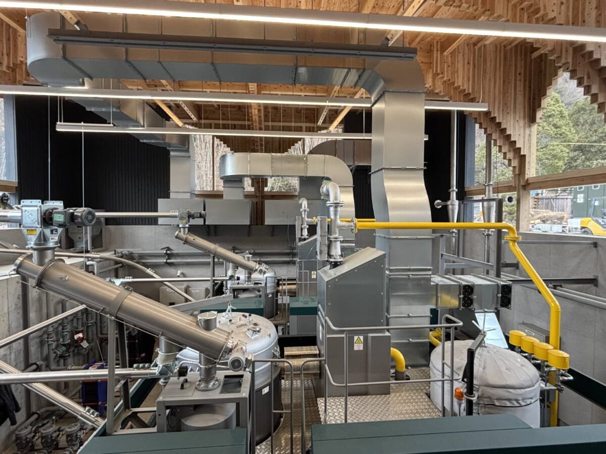 2025年2月施工事例紹介　発電施設　ダクト新設工事